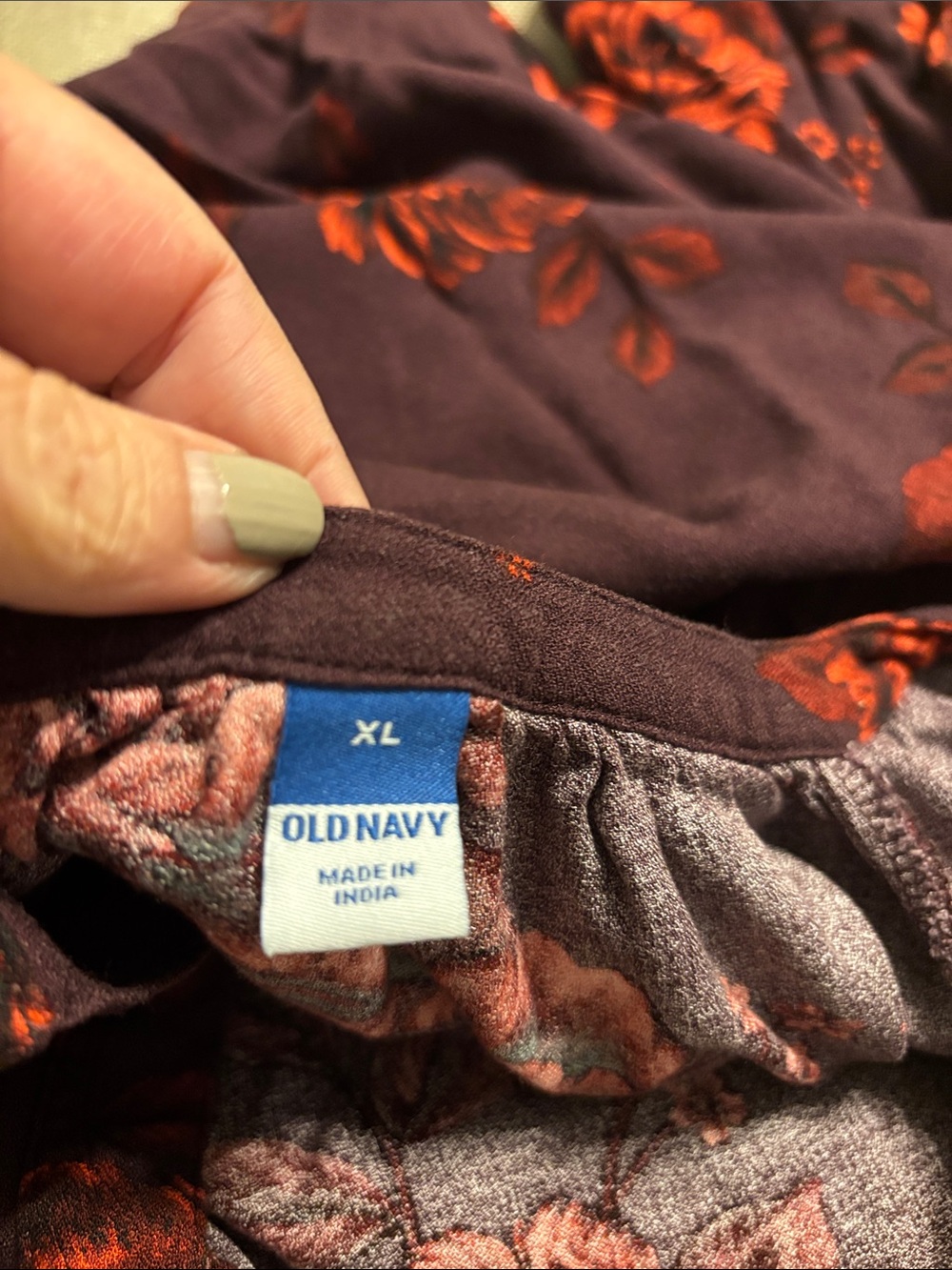 Old Navy Floral Blouse - Picture 8 of 9